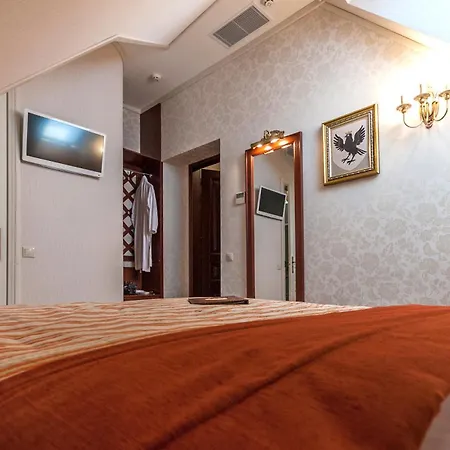 Stanislavskyi Hotel *