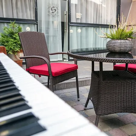 Stanislavskyi Hotel